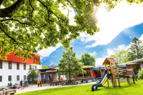 Гостиница Jugendherberge Garmisch-Partenkirchen  Гармиш-Партенкирхен